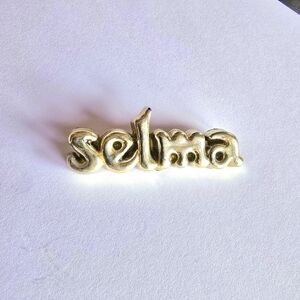 Vintage Selma brooch pin gold tone name plate nameplate alphabet word